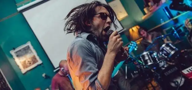 THE GRUBBY MITTS ANNOUNCE RELEASE DATE FOR THEIR DEBUT ALBUM 