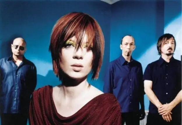 CLASSIC ALBUM REVISITED - Garbage - Version 2.0