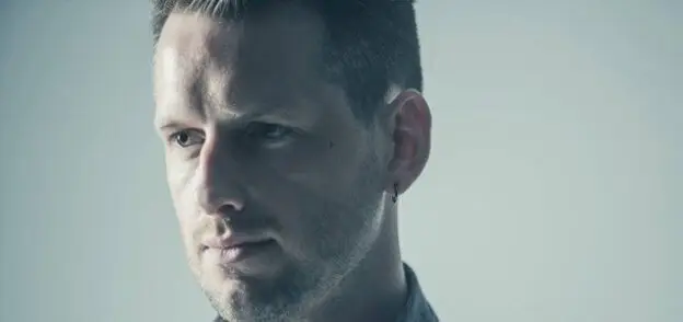 ACCLAIMED SINGER-SONGWRITER ROSS BREEN RETURNS WITH NEW SINGLE AND ALBUM PLANS