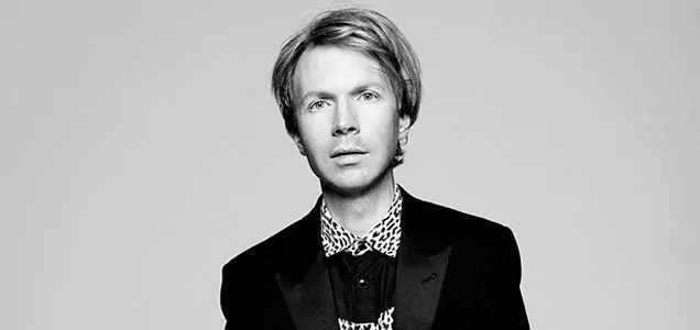 ALBUM OF THE YEAR GRAMMY WINNER 'BECK' - Announces new Southwestern live dates. 