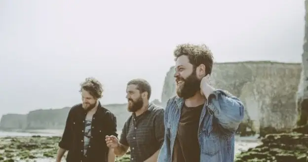 BEAR'S DEN Announce new single 'AGAPE' out 6 April