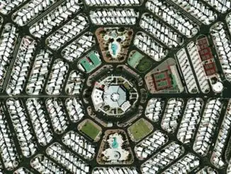 MODEST MOUSE - STRANGERS TO OURSELVES