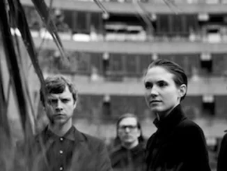 WOMAN'S HOUR - DANCING IN THE DARK - listen