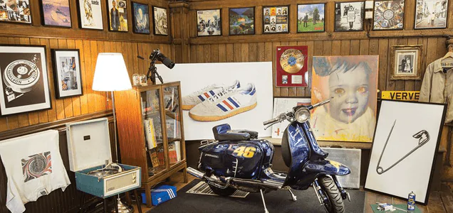 MICRODOT 25th Anniversary Exhibition / Rare Oasis and Verve Artwork on Display 1