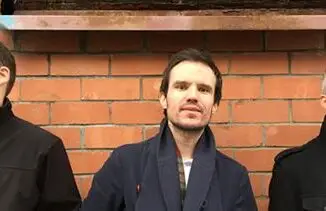 ALPHAS - REVEAL VIDEO FOR NEW SINGLE 'WAVES'