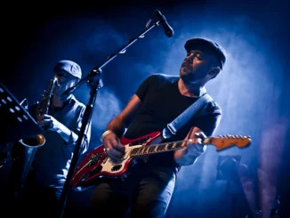 Watch 'Morning Rise' by PURE PHASE ENSEMBLE 4 feat. Mark Gardener (of Ride) 82 Watch 'Morning Rise' by PURE PHASE ENSEMBLE 4 feat. Mark Gardener (of Ride)