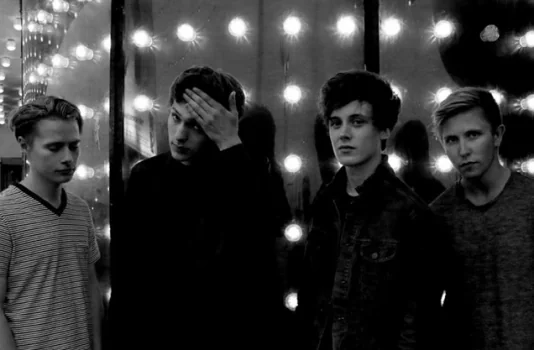 Hotly Tipped Newcomers 'FRONTEERS' Will Release ‘IT’S UP TO ME NOW’  13th November 