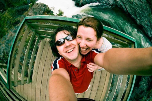 UMMAGMA - to release 'Frequency' EP, involving members of Cocteau Twins and OMD 