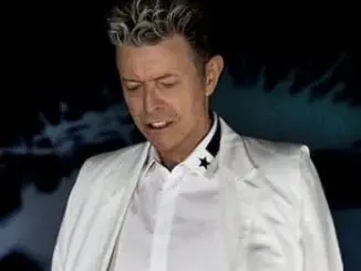 DAVID BOWIE - confirms forthcoming album 'Blackstar'