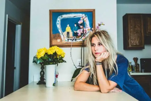 BULLY - TO PLAY UK SHOWS IN NOVEMBER - WATCH VIDEO FOR 