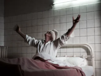 DAVID BOWIE unveils video for latest single "LAZARUS"- watch