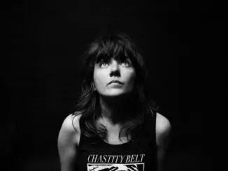 COURTNEY BARNETT RELEASES NEW SONG "THREE PACKS A DAY",  LISTEN NOW