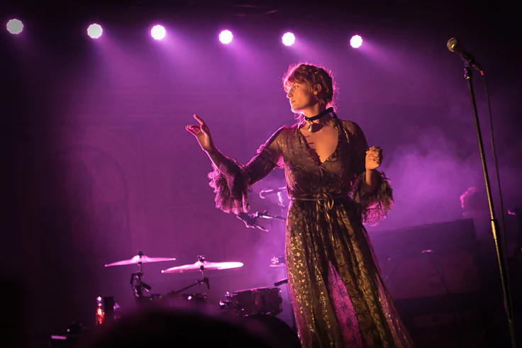 Watch FLORENCE + THE MACHINE Cover FLEETWOOD MAC at Passport to BRITs Week for War Child charity 