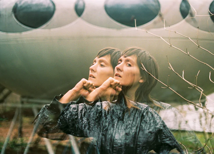 TRACK OF THE DAY: CATE LE BON - 'CRAB DAY' (Video) 