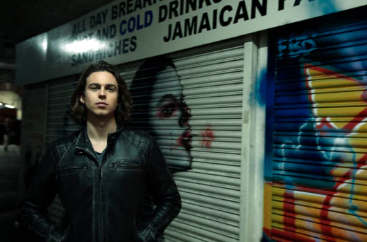 Listen to ‘Stones’ the debut single from WILLOW ROBINSON