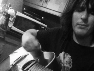 Scottish singer-songwriter Michael Forsyth enjoys success with 2nd album 'Stop For the World' 1