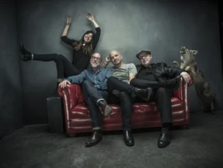 Pixies Announce New album + World Tour - Listen To First Single, "Um Chagga Lagga,"