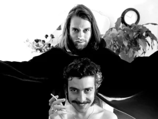 Video Premiere: HUNCK - 'All Dressed Up'