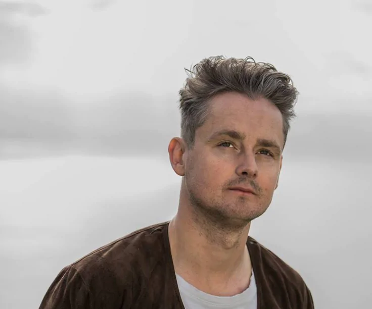 Keane Lead Singer Tom Chaplin Announces Solo Album 