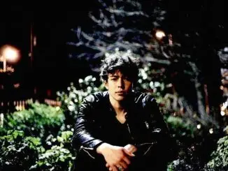 Track of the Day: Barns Courtney - Glitter & Gold