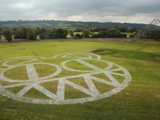 Radiohead First Headline Act To Be Confirmed For Glastonbury 2017