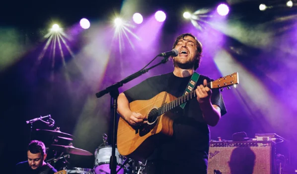 STARSAILOR - Announce digital deluxe edition of their latest album All This Life, and new video 