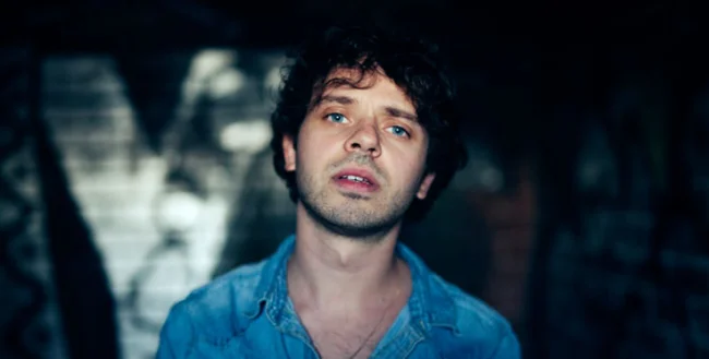 TRACK PREMIERE: Lou Scarrs -  'Measure Up' - Listen Now! 