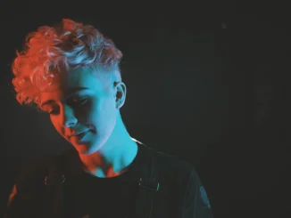 Rising Star ROE to Release Brand New Single “Wasted.Patient.Thinking.”