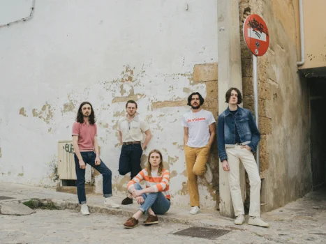 BLOSSOMS share fantastic video for their current single ‘I Can’t Stand It’ - Watch Now! 