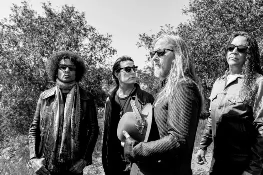 ALICE IN CHAINS - Announce new album 'Rainier Fog' - Listen to Track 