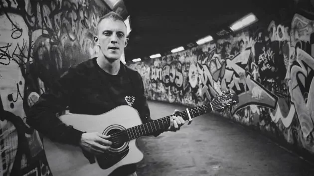East Belfast Singer-Songwriter JOHN ANDREWS Releases Stunning New EP - Listen to Track 