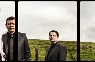 MANIC STREET PREACHERS share new single 'People Give In' - Watch Video