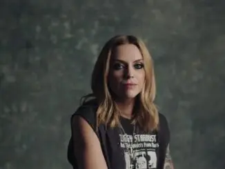 AMY MACDONALD shares video for new single 'Woman of the World'