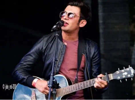 VIDEO PREMIERE: Nick Aslam - 'Doing It All Again' - Watch Now