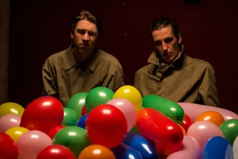 DRENGE release new single ‘Never See The Signs’ + announce independent record shop in-store tour 