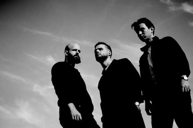 WHITE LIES share "Tokyo", from upcoming new album, Five, due 1st February 