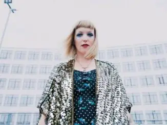 LIVE REVIEW: She Makes War - Cheese and Grain, Frome