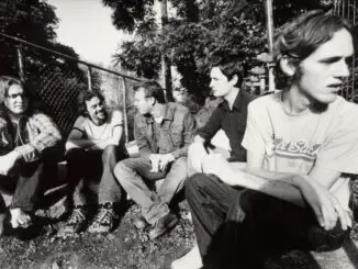 INTERVIEW: Gomez' Ben Ottewell Talks 20 years of ‘Liquid Skin' 1