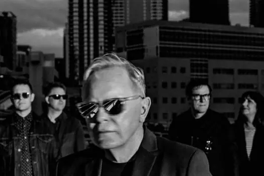 LIVE REVIEW: New Order bridge generation gap in stunning Dublin set 