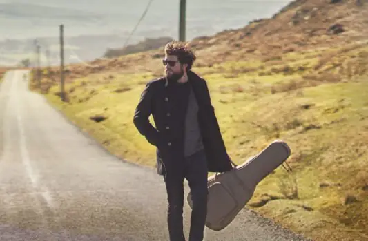 TRACK PREMIERE: RUPERT STROUD Returns with Anthemic New Single & Announces New Album 