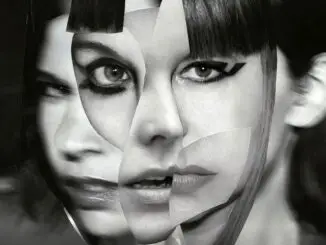 ALBUM REVIEW: Sleater Kinney - The Center Won't Hold