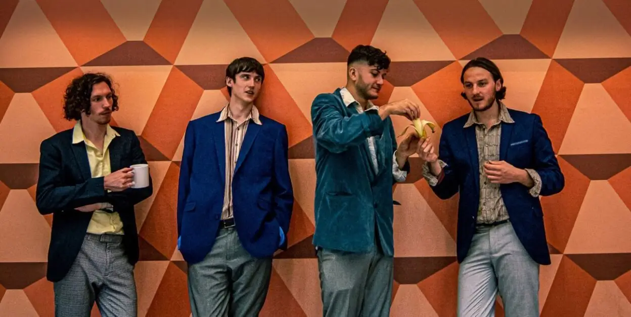 TRACK PREMIERE: Dantevilles - 'Soundscape' from new EP, ‘Welcome to the Theatre’ - Listen Now 1