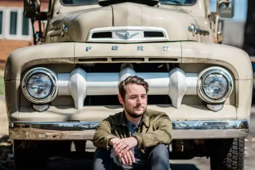 TRACK PREMIERE: indie-rocker COLTON KAYSER unveils his new single 'Anymore' - Listen Now 