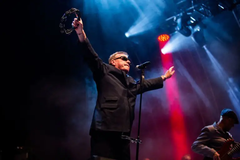 IN FOCUS// Madness + Ian Broudie & the Lightning Seeds @ Custom House Square, Belfast 1