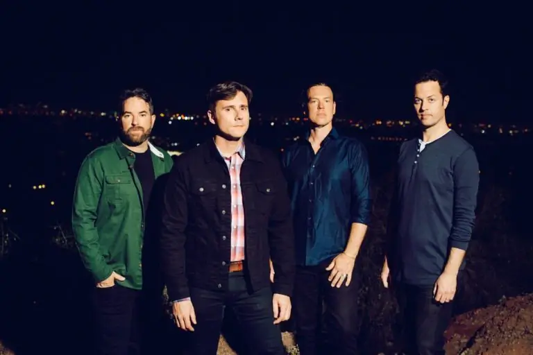 JIMMY EAT WORLD announce new album 'Surviving' and UK shows 