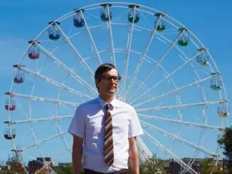 VIDEO PREMIERE: Mark Morriss releases 'Holiday of a Lifetime' ahead of fourth solo album 'Look Up'