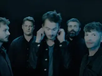 INTERVIEW: Editors' Ed Lay on Best-Of Album 'Black Gold' 1