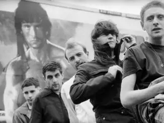 HAPPY MONDAYS to release 'The Early EPs' on October 25th