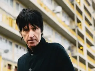 JOHNNY MARR announces new 7" Singles Box Set 'Single Life' for December 6th 1