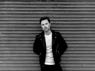 TRACK PREMIERE: Daniel Pearson - 'Down The Tracks'